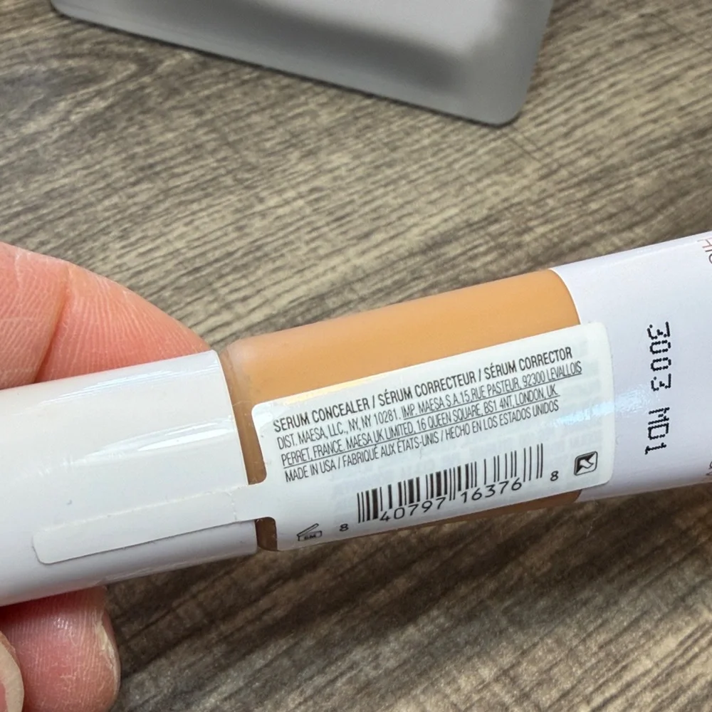 🌵5 for $20🌵FLOWER Get Real Serum Medium Deep Concealer